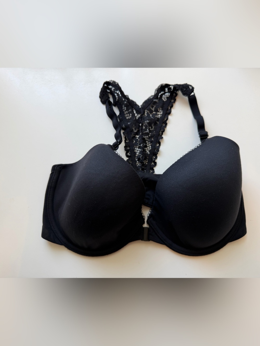 Victoria's Secret Body By Victoria Perfect Coverage Lace Racerback Bra 32DDD